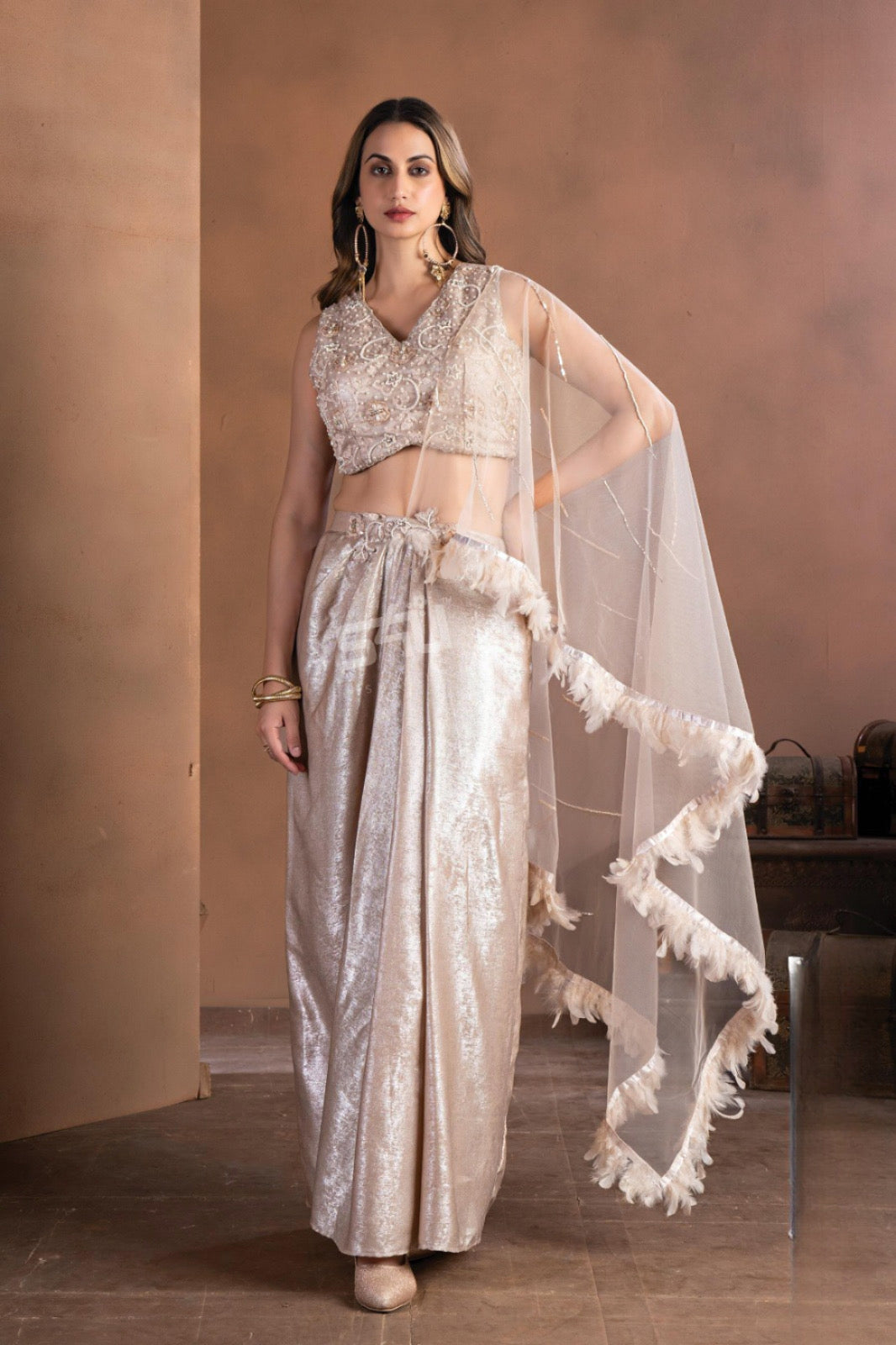 Feather Pearl Drape Set