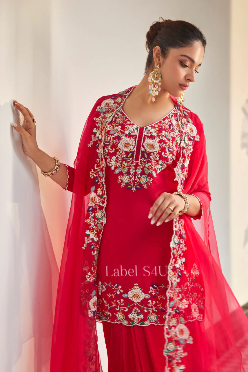 Rosette Radiance Suit Set