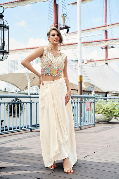 Multicolored Ivory Drape Set