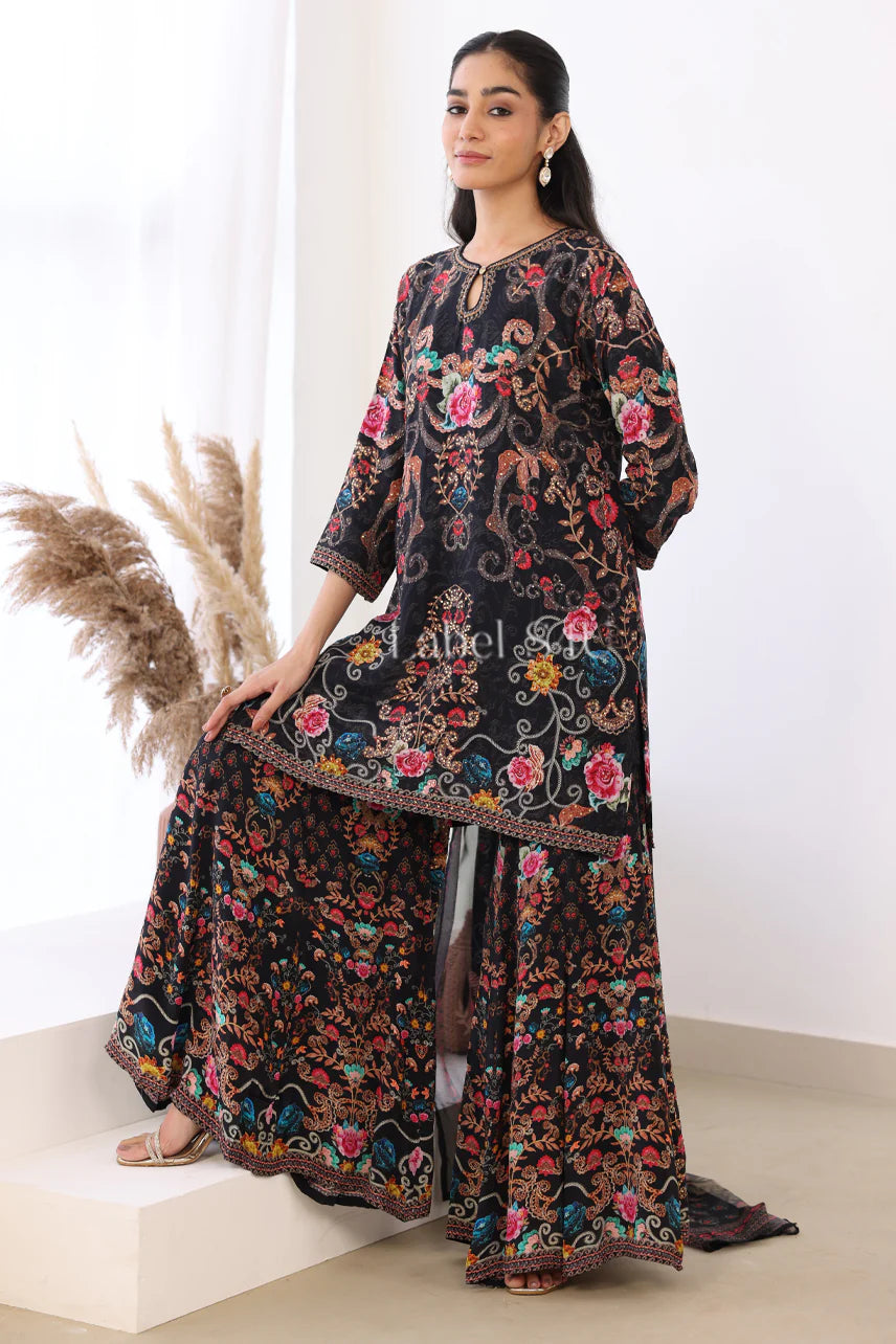 Noir Tapestry Floral Embroidered Suit Set